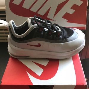 Nike little max ‘95 size 6c
